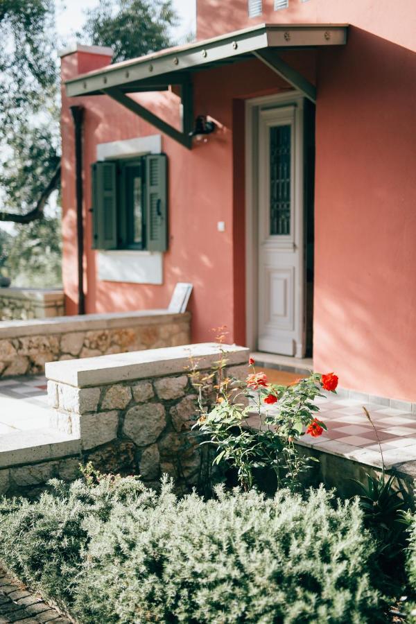 Vila La Casa Rossa Áyios Nikítas Exteriér fotografie