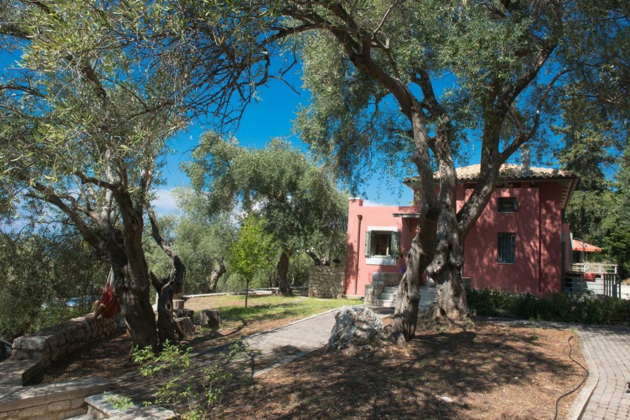 Vila La Casa Rossa Áyios Nikítas Exteriér fotografie